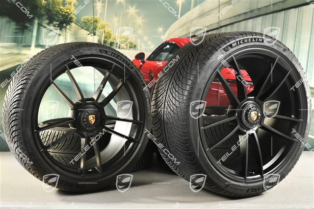 20"+21" GTS "Turbo S" Winterräder Satz, Zentralverschluss Felgen 8,5J x 20 ET50 + 11J x 21 ET66 + Michelin Winterreifen 245/35 R20 + 295/30 R21, DOT/Bj. 2022, Reifenprofil 7mm, schwarz seidenmatt