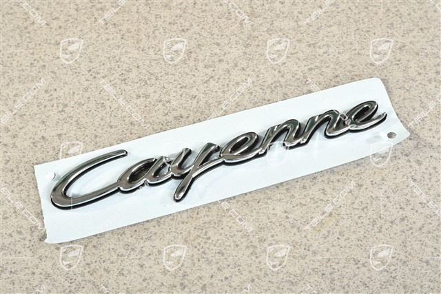Schriftzug / Abzeichen / Emblem Aufkleber  CAYENNE Chrom auf schwarzem Hintergrund