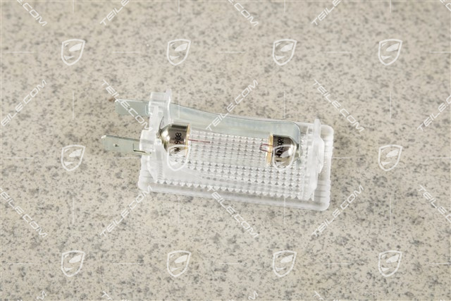 Mała lampka, bagażnik, komora silnika