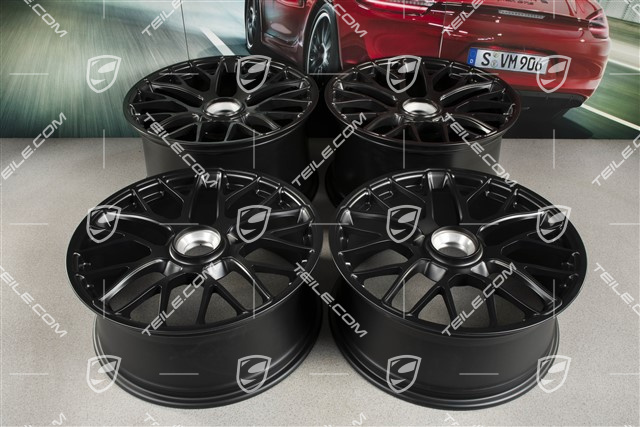 20" Turbo S Felgen Satz für GTS, Zentralverschluss, 8,5J x 20 ET51 + 11J x 20 ET52, in Schwarz-Seidenmatt, für Winterbetrieb