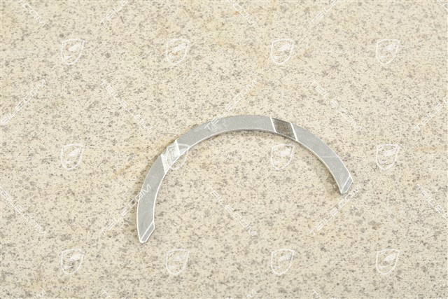 Crankshaft Thrust Bearing, Upper, 2,9L / 4,0L