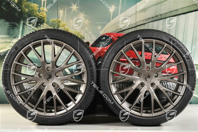 21" Panamera Exclusive Design Winterräder Satz, Felgen 9,5J x 21 ET71 + 10,5J x 21 ET71 + Michelin Pilot Alpin 5 Winterreifen 275/35 R21 + 315/30 R21, Turbonit