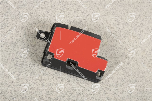 Uchwyt do samochodów ze sterowaniem czujnikiem otwierania pokrywy tylnej