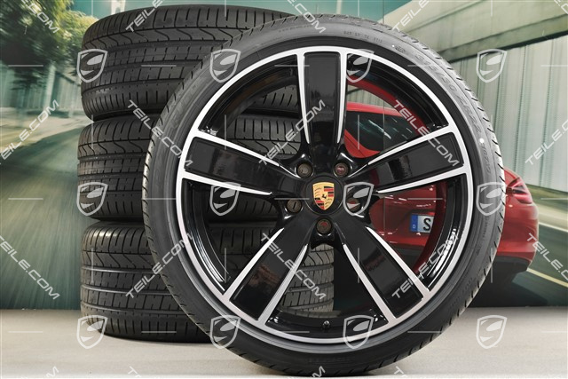22-inch Cayenne Coupé Summer wheel set Sport Classic, wheel rims 10J x 22 ET48 + 11,5J x 22 ET52 + Pirelli summer tyres 285/35 R22 + 315/30 R22, with TPMS, black high gloss
