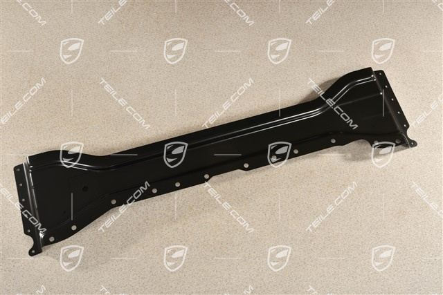 Spare wheel well reinforcement, repair panel