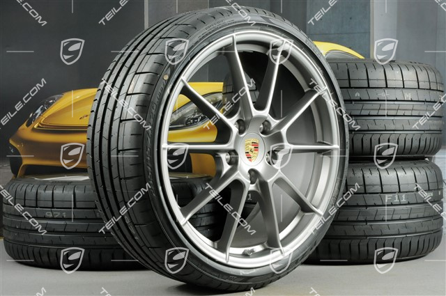 20" Boxster Spyder Sommerräder Satz, Felgen 8,5J x 20 ET57 + 10,5J x 20 ET47, Pirelli Sommerreifen 235/35 ZR20 + 265/35 ZR20