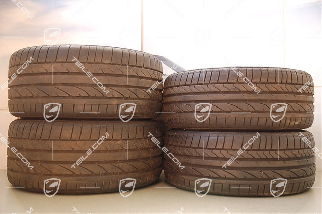 19" Sommerrad Satz Sport-Design. Felgen 8J x 19 ET57 + 9,5J x 19 ET46 + Reifen 235/35 ZR19 + 265/35 ZR19