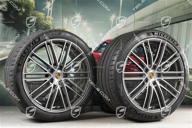 21-inch Turbo IV summer wheel set, rims 9,5J x 21 ET71 + 11,5J x 21 ET69 + Michelin summer tires 275/35 ZR21 + 325/30 ZR21, with TPM, only for Turbo S E-Hybrid