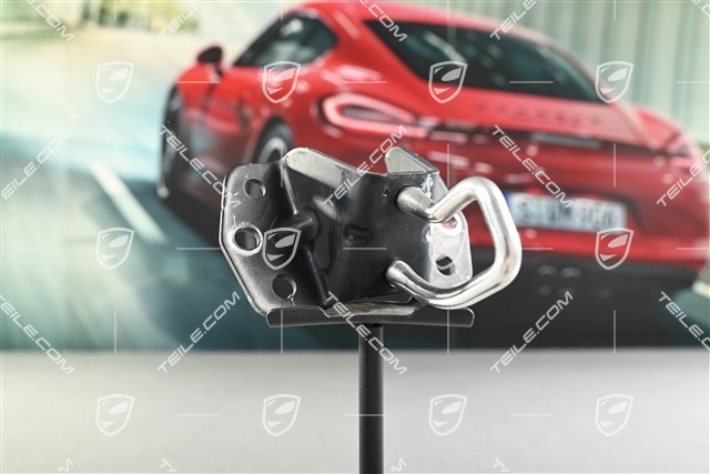 Striker / catch / latch