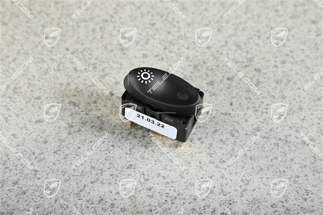 Przycisk podświetlenia wnętrza