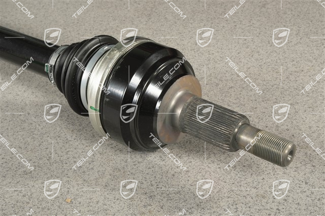 GT4, Półoś napędowa, 6-cio stopniowa manualna skrzynia biegów, L