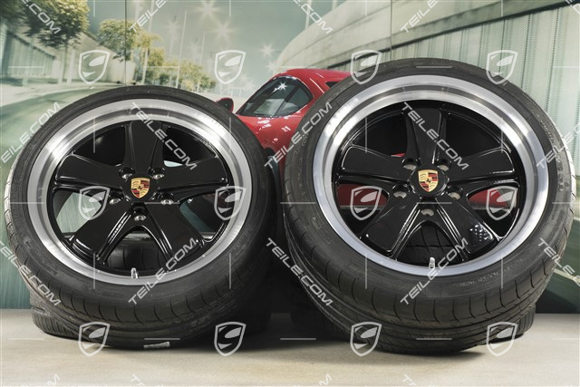 19-inch "911 Sport Classic" summer wheel set, wheels 8,5J x 19 ET55 + 11,5J x 19 ET50, Michelin summer tyres 235/35 ZR19 + 305/30 ZR19, with TPMS