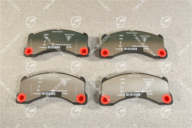 Brake pads, front axle 18"