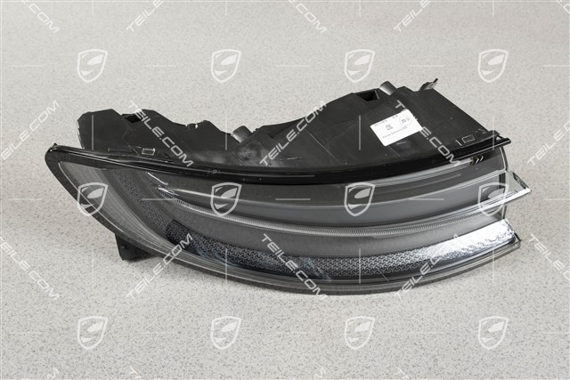 LED lampy tylne, zestaw z blendą klapy, ciemne/czarne, komplet: lewa+prawa+środkowa, srebrny napis „PORSCHE"