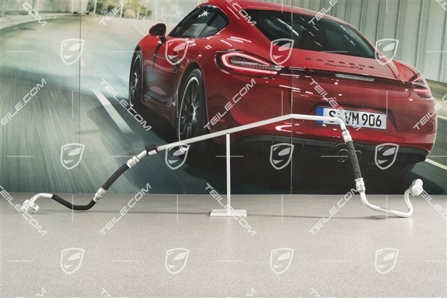 GT4, Przewód klimatyzacji, przód, pomiędzy chłodnice L i R