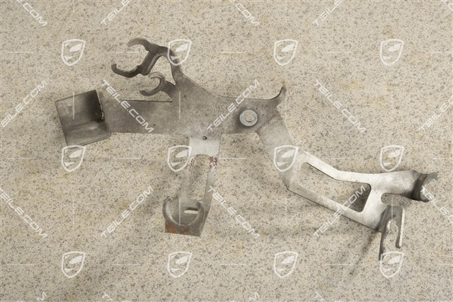 Brake hose bracket, R