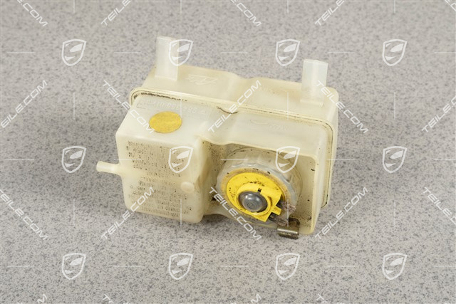 Brake fluid tank