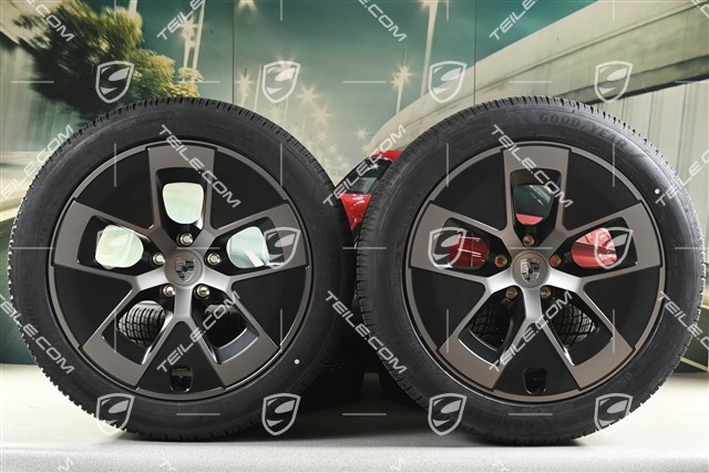 21" Cayenne Turbo Aero Winterräder Satz, Felgen 9,5J x 21 ET16 + 11J x 21 ET37 + NEUE Goodyear Ultragrip Performance 3 SUV 275/45 R21 + 315/40 R21, schwarz seidenmatt + Turbonit