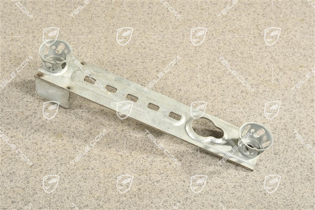 Uchwyt elementu regulującego wysokość pasów bezpieczeństwa, el. reg. wysokości, L=R