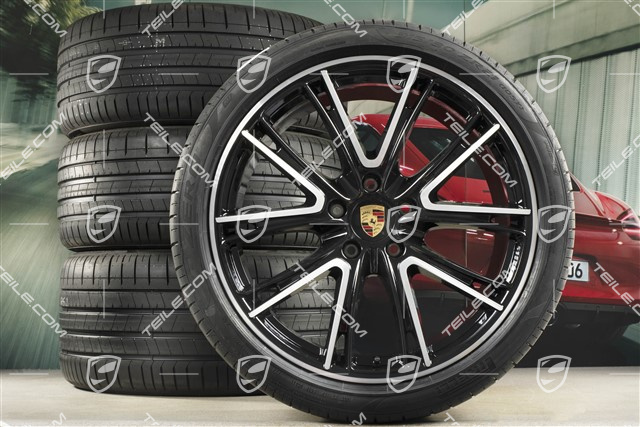 21" Panamera Exclusive Design Sommerräder, Felgen 9,5J x 21 ET71 + 11,5J x 21 ET69 + Pirelli Sommerreifen 275/35 ZR21 + 315/30 ZR21, schwarz, mit RDK-Sensoren