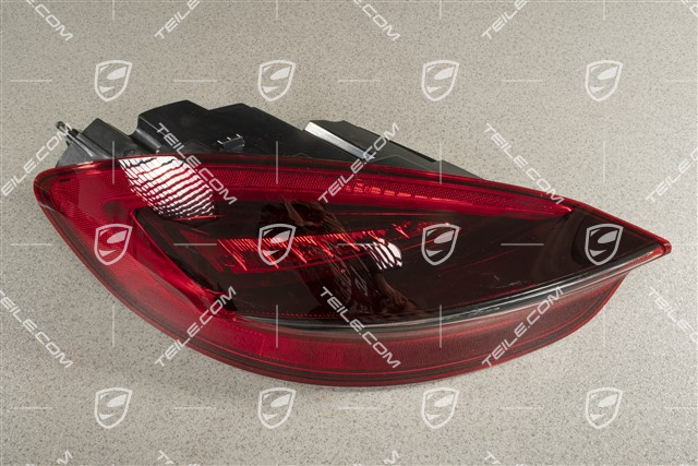 Tylna lampa, GT4/Spyder, L