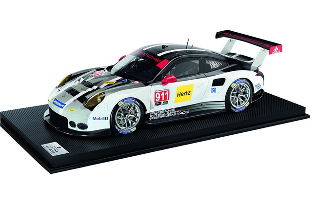 911 RSR 2016 1:8 - edycja limitowana