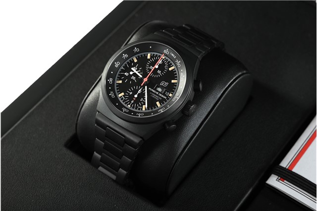 Chronograph 1 – Hodinkee 2024 Edition, Titan, schwarz, automatic, 41mm, limitiert auf 350 Stück