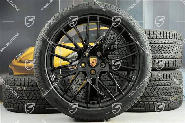 21" koła zimowe Cayenne RS Spyder, komplet, felgi 9,5J x 21 ET46 + 11,0J x 21 ET58 + NOWE opony zimowe Pirelli 275/40 R21 + 305/35 R21, z czujnikami ciśnienia, czarny wysoki połysk