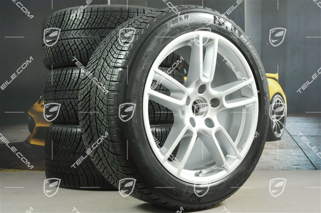 19" Koła zimowe, komplet "Panamera", felgi 9J x 19 ET64 + 10,5 J x 19 ET62 + opony zimowe Michelin Pilot Alpin 4 265/45 R19 + 295/40 R19, DOT/rok prod. 2016