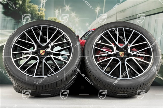 21-inch Cayenne RS Spyder summer wheel set, rims 9,5J x 21 ET46 + 11,0J x 21 ET58 + NEW Pirelli P Zero summer tyres 285/40 R21 + 315/35 R21, with TPMS, EXCLUSIVE