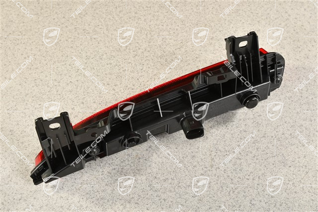 Reflex reflector, back-up / reverse light, R