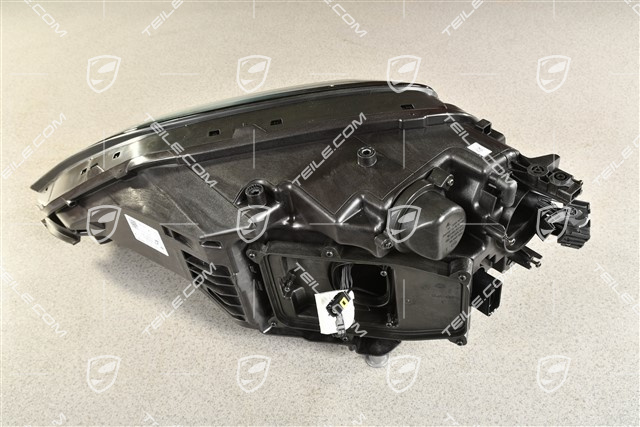 LED Scheinwerfer mit variabler Lichtverteilung, abgedunkelt, R