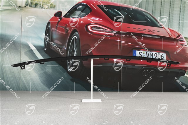 Disc / cover trim upper for front bumper retaining frame centre, Black