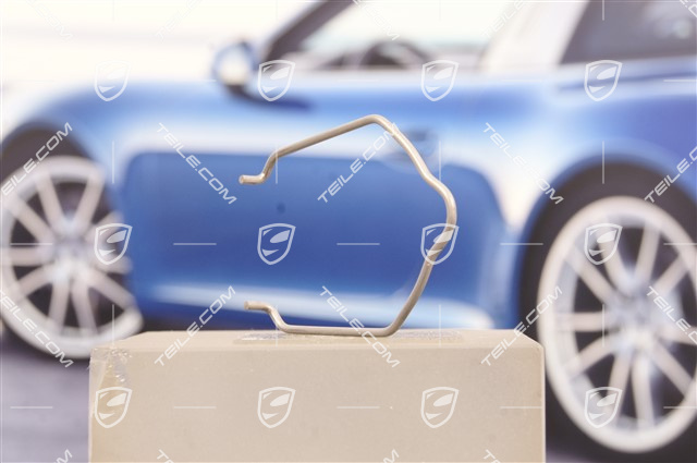 Latching spring clip