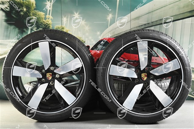 22" "Macan Sport" koła letnie, komplet, felgi 9J x 22 ET29 + 11J x 22 ET47, opony letnie Goodyear 255/40 R 22 + 295/35 R 22, czarny wysoki połysk