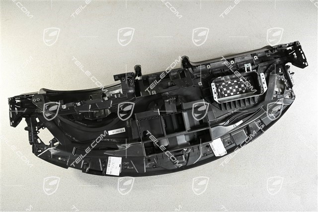 Dashboard, upper section, leather, Agate Grey, leather damaged