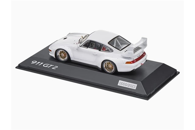 Porsche 911 993 GT2, resin, white, limited to 2,023 units, scale 1:43
