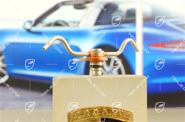 Dysza natryskowa smarująca denko tłoka