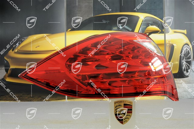 Outer rear light, L Outer rear light, L