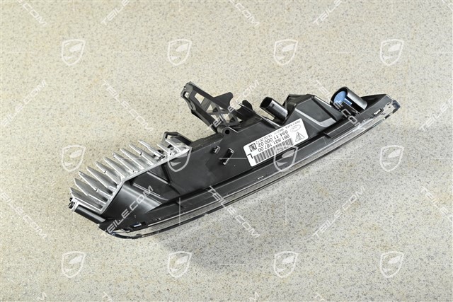 Additional headlamp, LED daytime driving lights, GTS / GT4, L