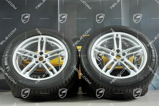 19-inch "Macan Turbo" summer wheels set, rims 8J x 19 ET21 + 9J x 19 ET21, summer tyres Michelin 235/55 R 19 + 255/50 R 19, with TPMS