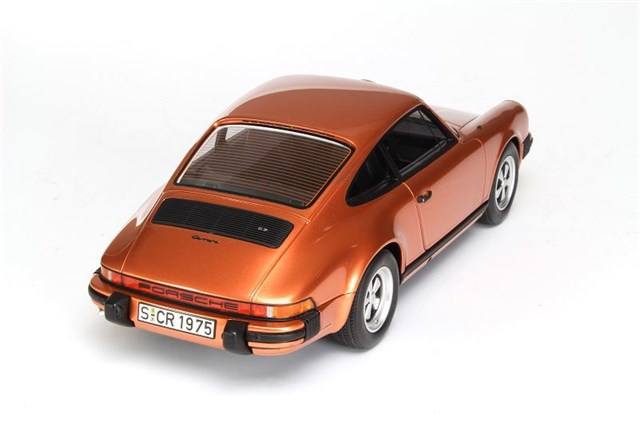 GT Spirit - Porsche 911 Carrera 2.7 1974, orange - 1:18