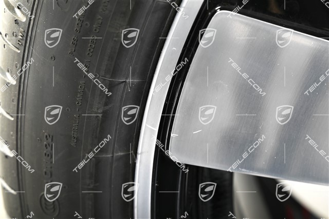 22-inch "Macan Sport" summer wheels set, rims 9J x 22 ET29 + 11J x 22 ET47, Goodyear summer tyres 255/40 R 22 + 295/35 R 22, black high gloss