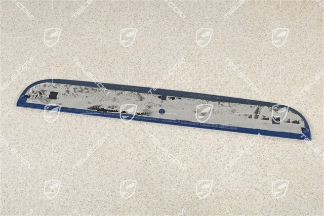 Trim, Additional brake light