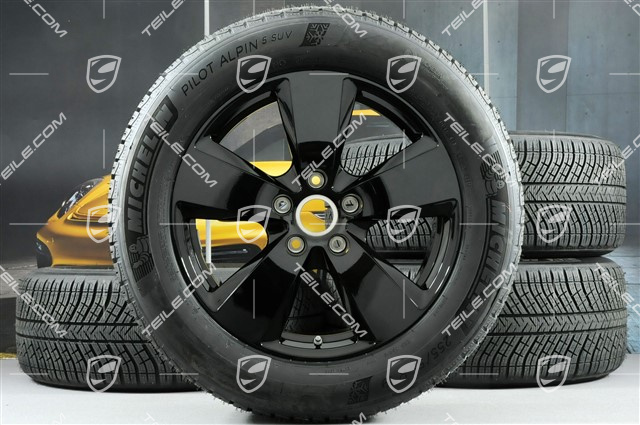 19-inch Cayenne winter wheel set, rims 8,5J x 19 ET47 + 9,5J x 19 ET54 + Michelin winter tyres 255/55 R19 + 275/50 R19, with TPMS, black high gloss
