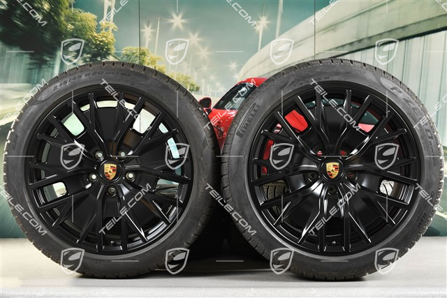 20" Turbo S Aero Design Winterräder Satz, Felgen 9J x 20 ET54 + 11J x 20 ET60 + Pirelli Winterreifen 245/45 R20 + 285/40 R20, schwarz seidenmatt