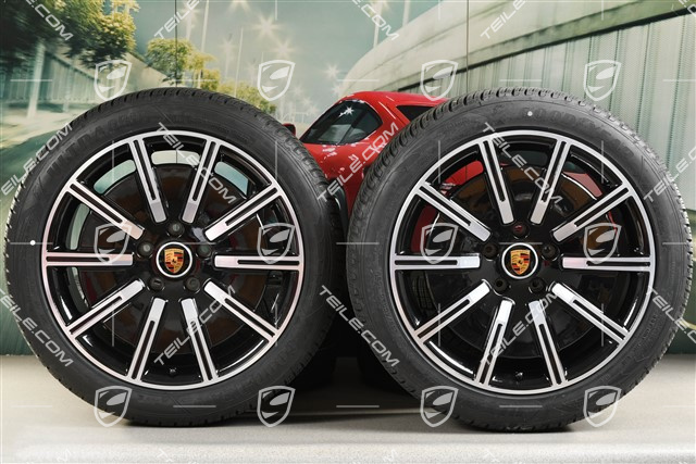 20-inch Sport Aero winter wheel set, rims 9J x 20 ET54 + 11J x 20 ET60, Goodyear winter tyres 245/45 R20 + 285/40 R20