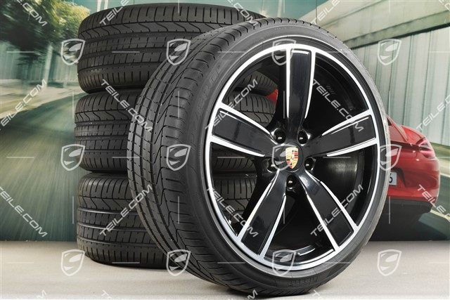 22" Sommerräder Satz Sport Classic, Felgen 10J x 22 ET48 + 11,5J x 22 ET61 + Pirelli Sommerreifen 285/35 ZR22 + 315/30 ZR22, Schwarz Hochglanz, mit RDK-Sensoren