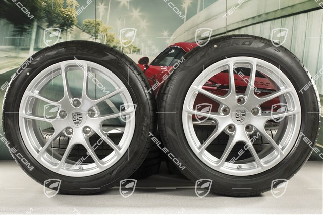18" Cayman III Sommerräder Satz, Felgen 8J x 18 ET57 + 9,5J x 18 ET49, Pirelli P Zero Sommerreifen 235/45 R18 + 265/45 R18