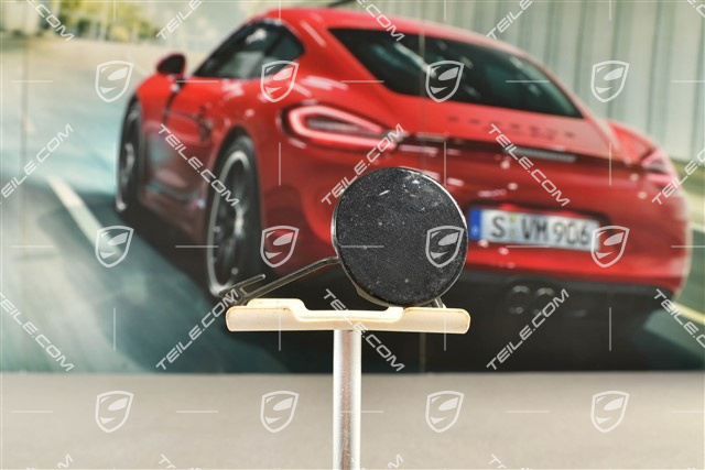 Zaślepka haka holowniczego przedniego zderzaka